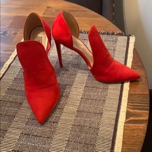 Red suede Steve Madden heel size 8 1/2